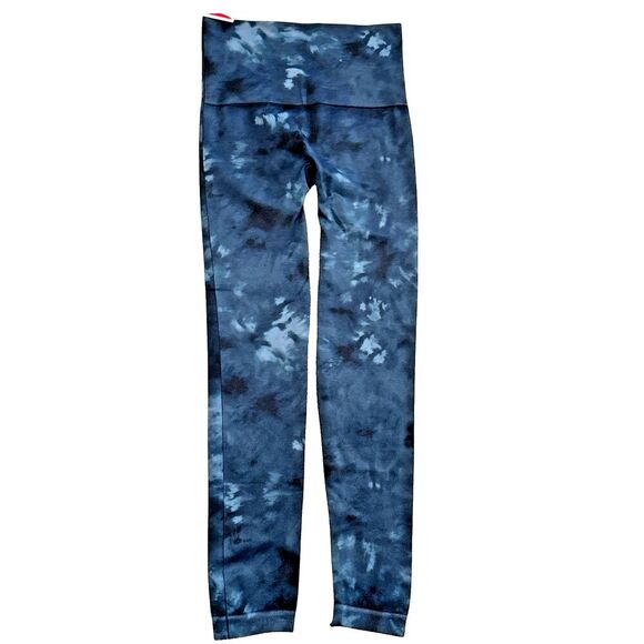 NWT SPANX Look at Me Now Camo Seamless Leggings Womens size Medium - Picture 7 of 12